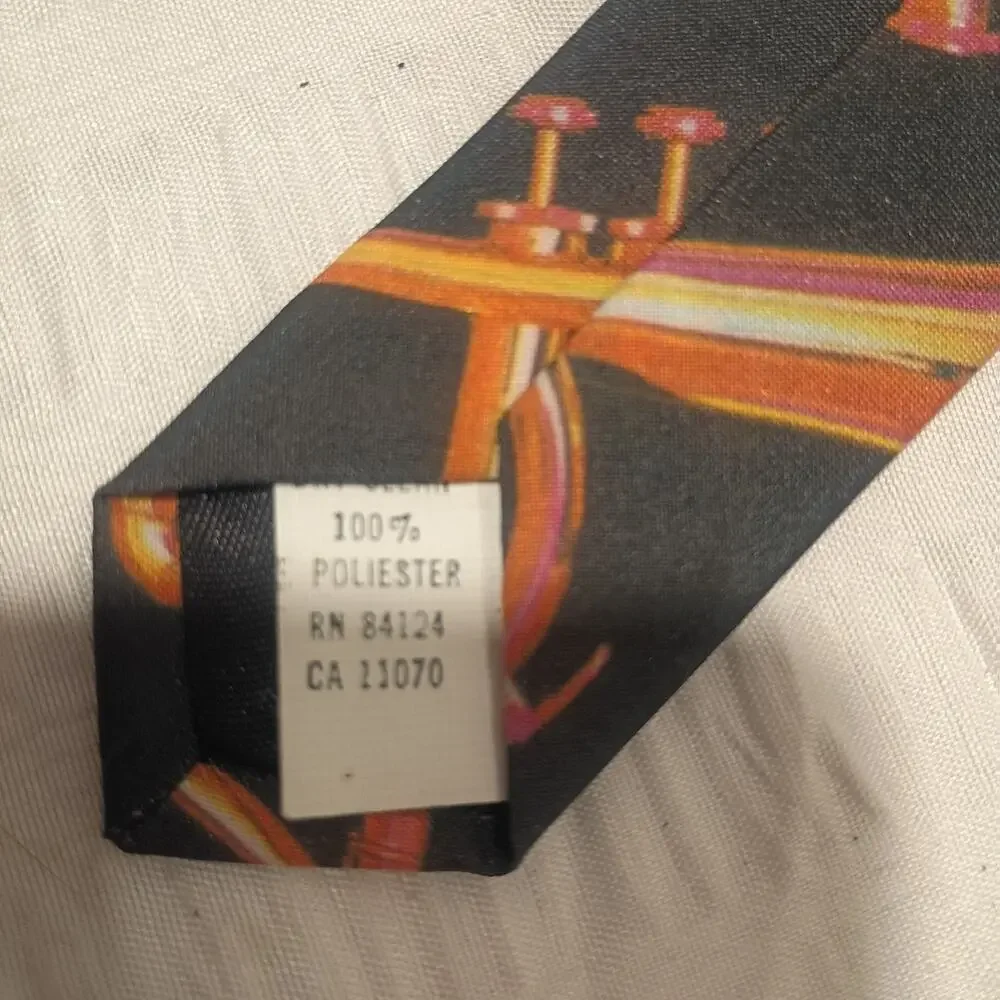 Vintage Men’s Ralph Marlin Necktie with Trumpet Design